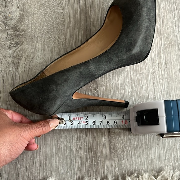 Talbots Pumps - Picture 3 of 4